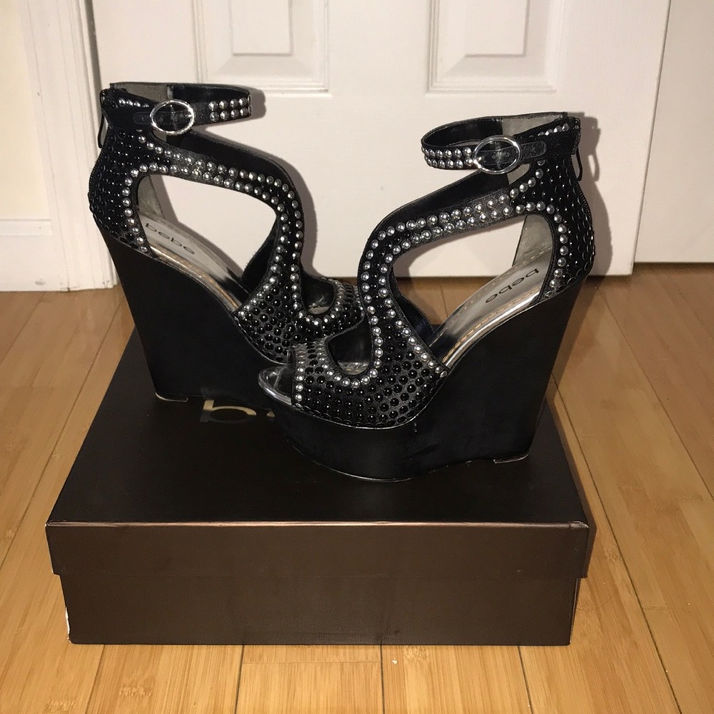 Bebe black Caitlyn 2 studded wedge